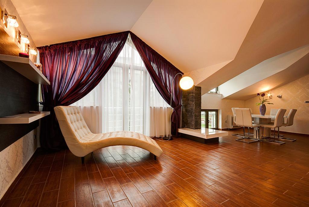Domador Rooms & Apartments Bečići Exteriör bild