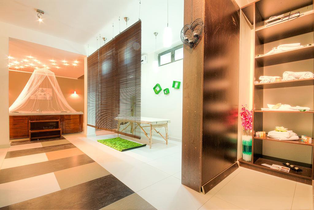 Domador Rooms & Apartments Bečići Exteriör bild
