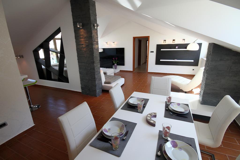Domador Rooms & Apartments Bečići Exteriör bild