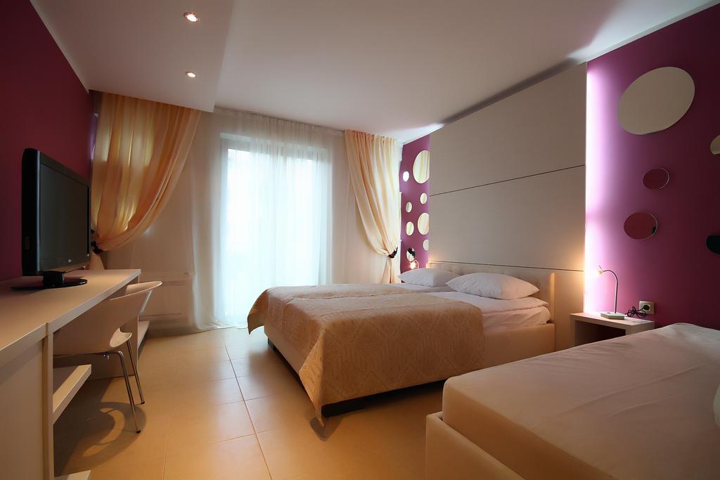 Domador Rooms & Apartments Bečići Exteriör bild