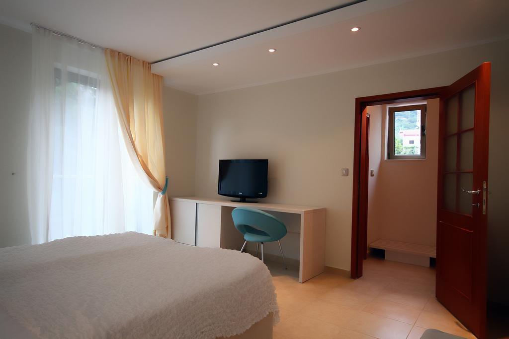 Domador Rooms & Apartments Bečići Exteriör bild