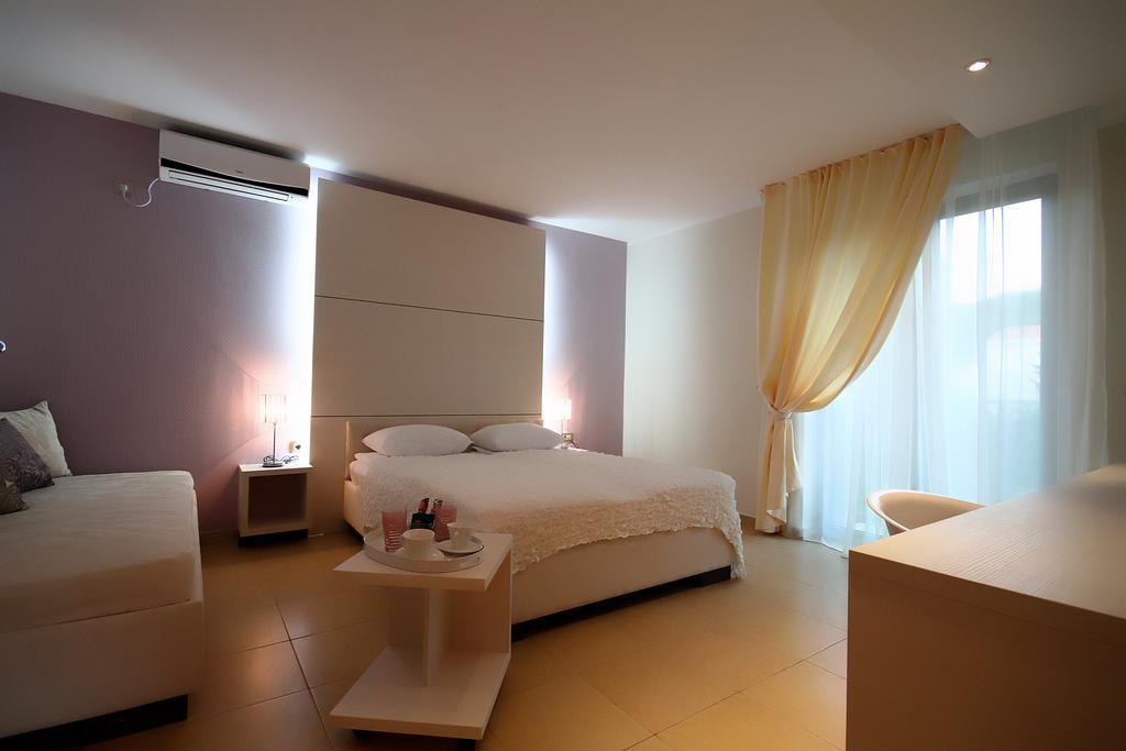 Domador Rooms & Apartments Bečići Exteriör bild