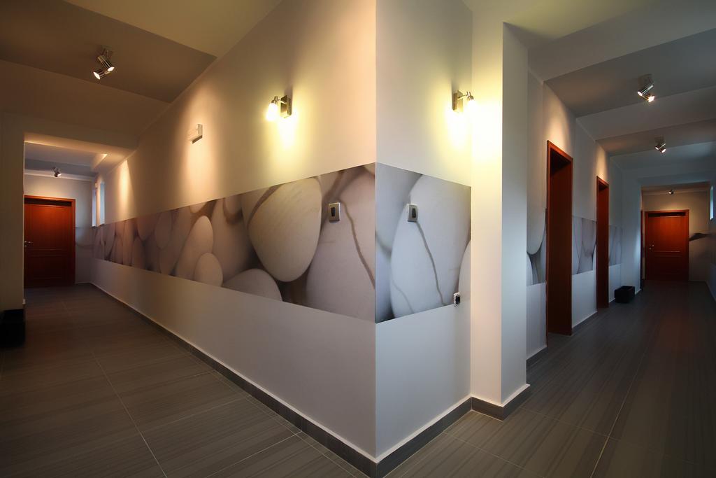 Domador Rooms & Apartments Bečići Exteriör bild