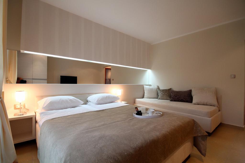 Domador Rooms & Apartments Bečići Exteriör bild
