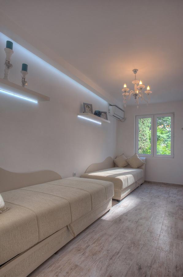 Domador Rooms & Apartments Bečići Exteriör bild