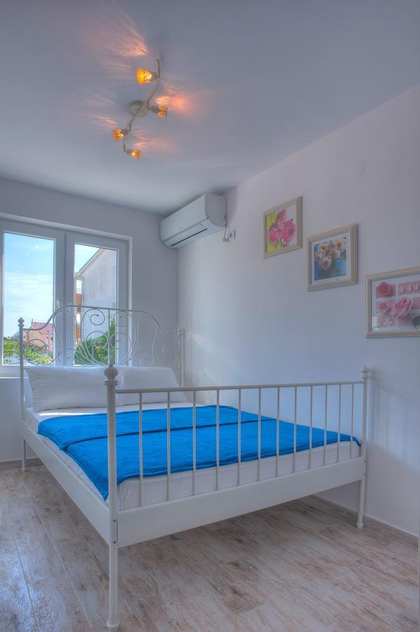 Domador Rooms & Apartments Bečići Exteriör bild
