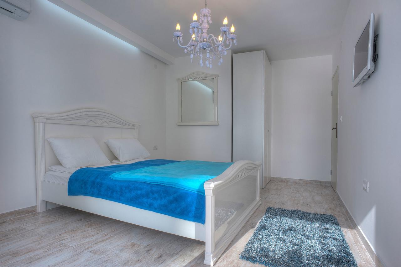 Domador Rooms & Apartments Bečići Exteriör bild
